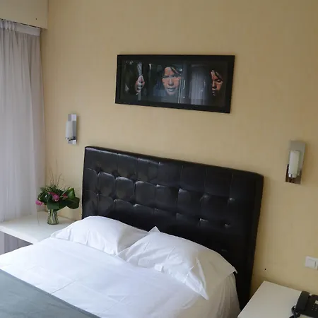 Hotel Astoria- Etienne-centre Des Congres- 4*
