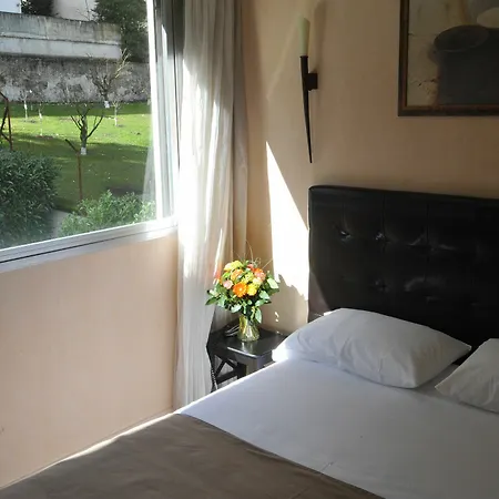 Hotel Astoria- Etienne-centre Des Congres- 4*