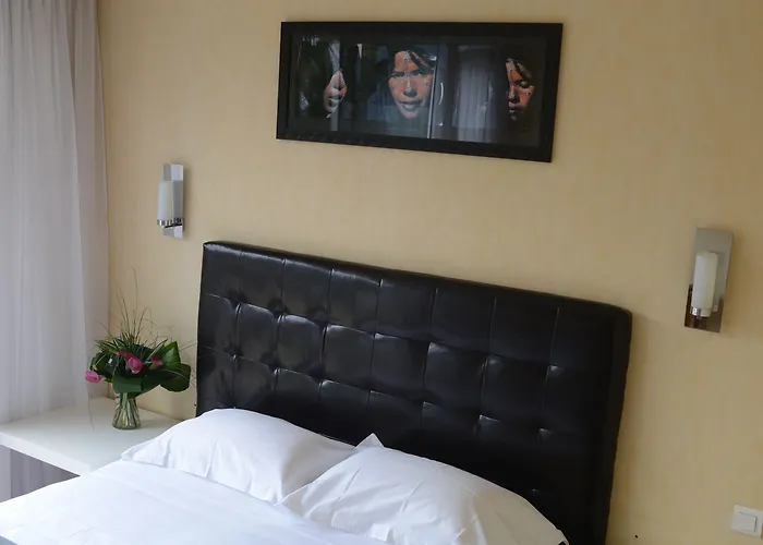 Ξενοδοχείο Astoria- Etienne-centre Des Congres- 4*