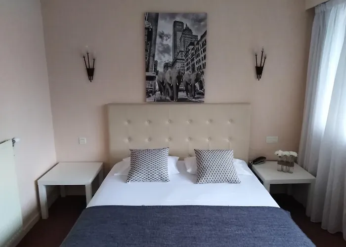 Ξενοδοχείο Astoria- Etienne-centre Des Congres- 4*