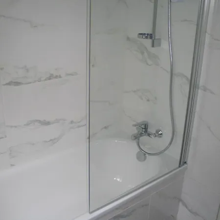 Astoria 3* Saint-Etienne (Loire)
