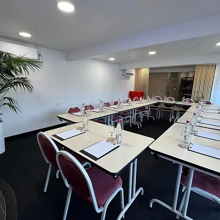 Maison Forge - Ex Astoria- Etienne-centre Des Congres- Hotel 4*